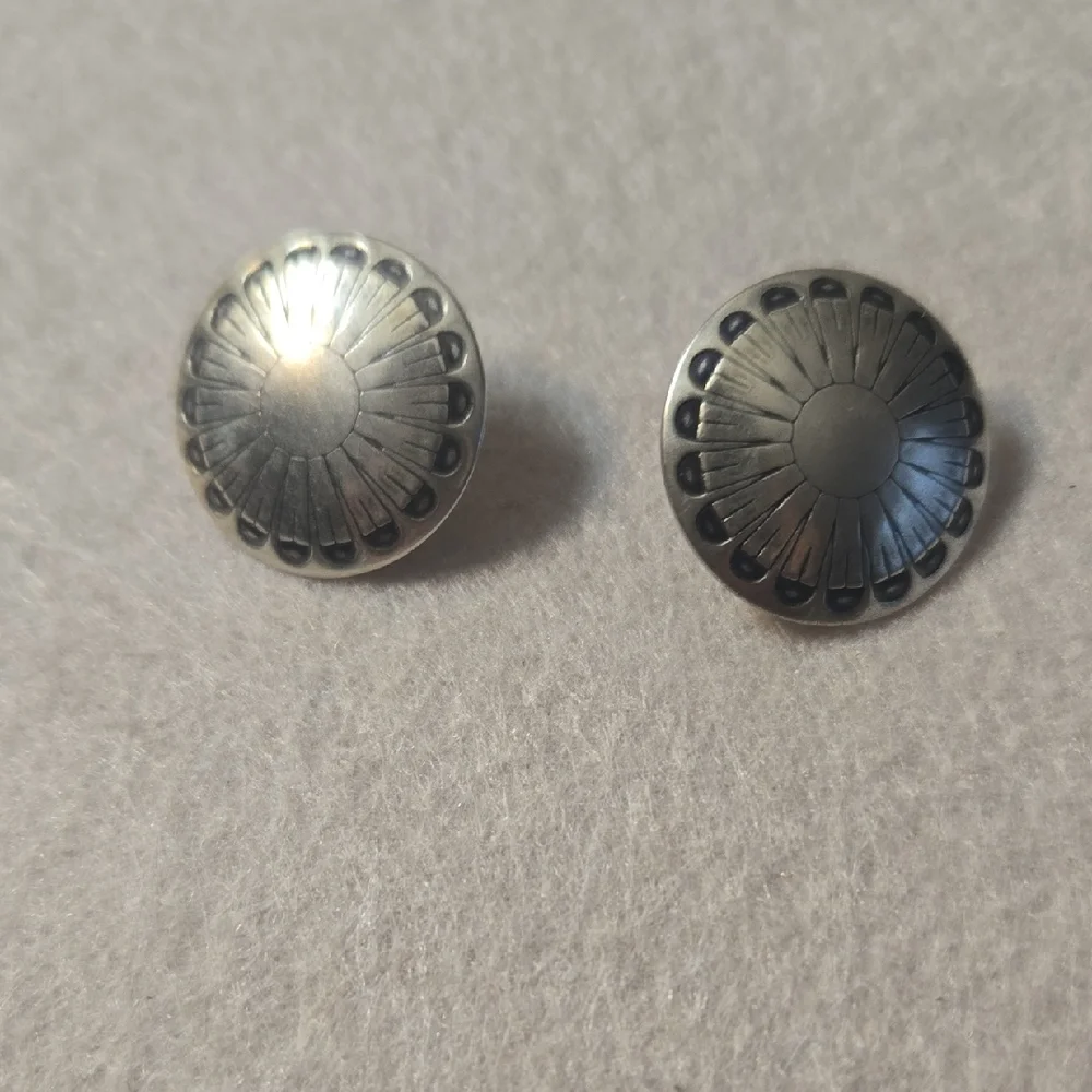 Sterling Silver Concho Dome Stud Earrings 3/4